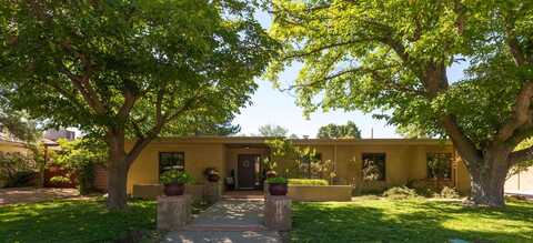 1719 LAFAYETTE Drive NE, Albuquerque, NM 87106