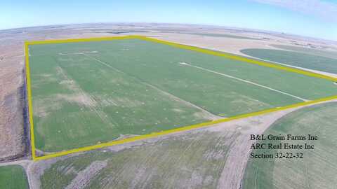000 W/2 of 32 and SE/4 of 29 -22-32 Finney Co., KS, Garden City, KS 67846