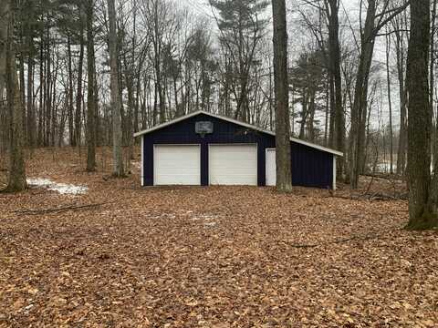 4378 Johnson Road, Gowen, MI 49326