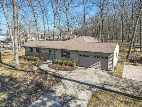 3102 Woodhams Avenue, Portage, MI 49002