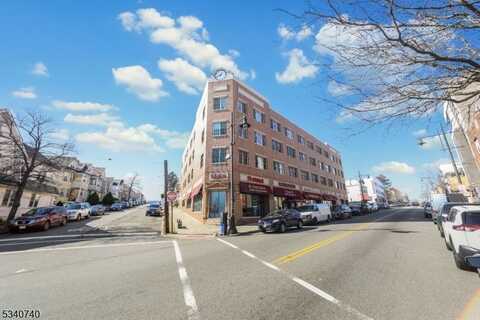 1109 Main St, Paterson, NJ 07503