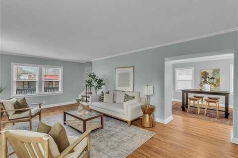 936 E Gregory Boulevard, Kansas City, MO 64131