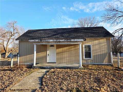 407 W 23rd Street, Higginsville, MO 64037