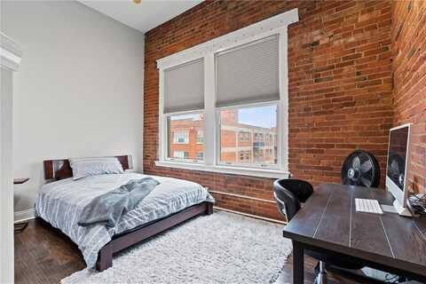 700 Broadway Boulevard, Kansas City, MO 64105