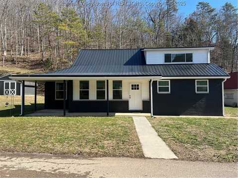 112 Gum Street, Eleanor, WV 25070