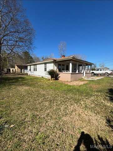 1329 Blackberry Road, Deatsville, AL 36022