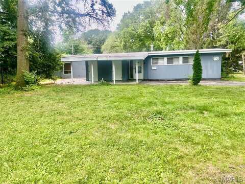 750 Robinwood Drive, Florissant, MO 63033