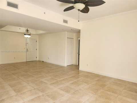 8395 SW 73rd Ave, Miami, FL 33143
