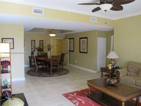 8395 SW 73rd Ave, Miami, FL 33143