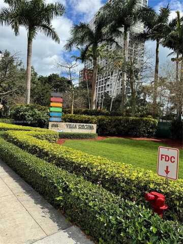 1581 Brickell Ave, Miami, FL 33129