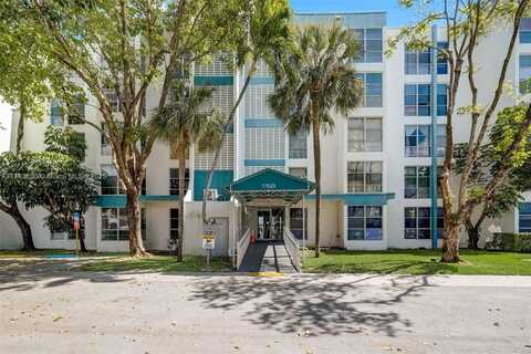 17620 Atlantic Blvd, Sunny Isles Beach, FL 33160