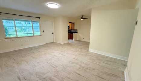 270 Layne, Hallandale Beach, FL 33009