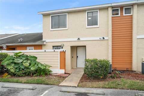 15 SILVER PARK CIRCLE, KISSIMMEE, FL 34743