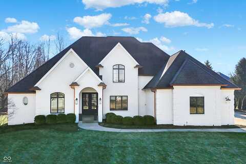 2071 Eagle Trace Drive, Greenwood, IN 46143