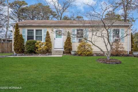 818 Sinclair Avenue, Lanoka Harbor, NJ 08734