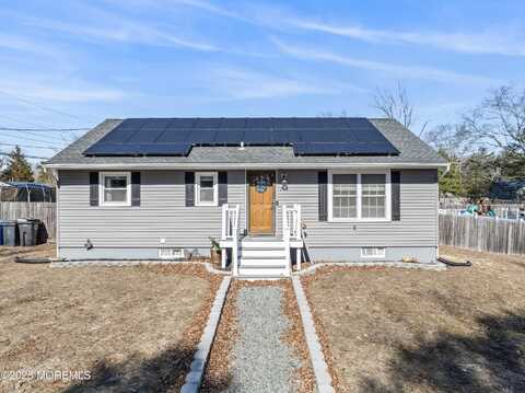 230 Elm Avenue, Manahawkin, NJ 08050