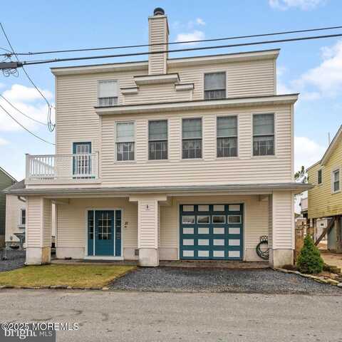 11 Avenue D, Manahawkin, NJ 08050