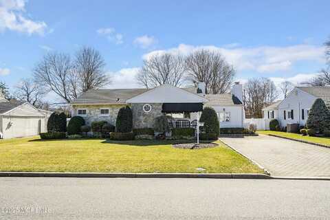 124 Beechwood Avenue, West Long Branch, NJ 07764