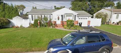 1664 fairfax Avenue, West Islip, NY 11795