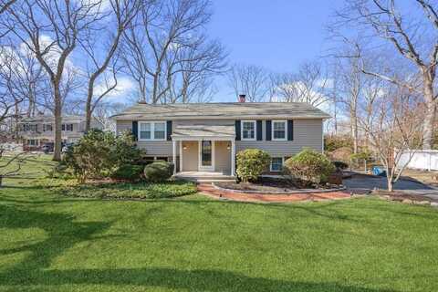 6 Hollow Court, Setauket, NY 11733