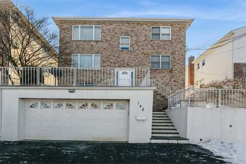 150 Bennett Avenue, Yonkers, NY 10701