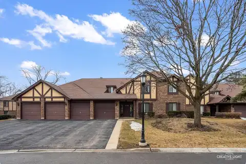 1778 Gloucester Court, Wheaton, IL 60189