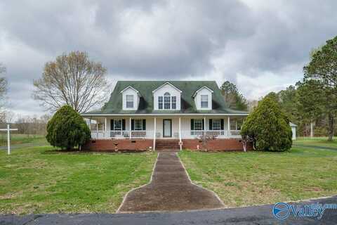 735 County Road 11, Scottsboro, AL 35768