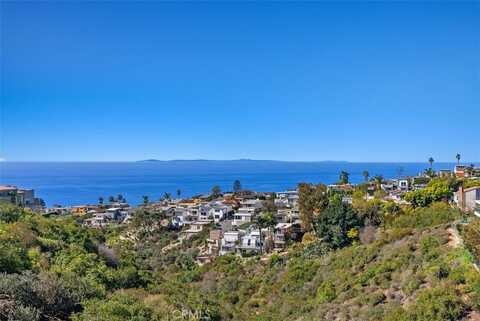 1065 Santa Ana Street, Laguna Beach, CA 92651