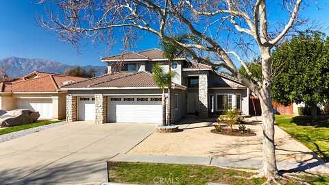 15946 Sunburst Drive, Fontana, CA 92336