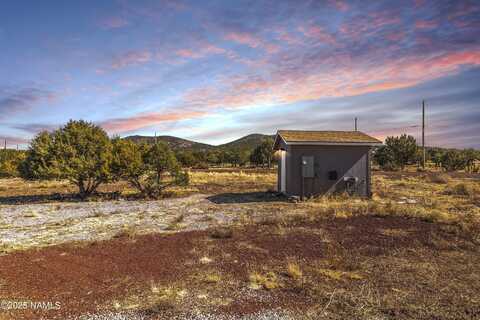 7066 N Buck Ridge Road, Williams, AZ 86046