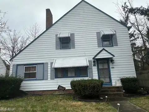 888 Medford Road, Cleveland Heights, OH 44121