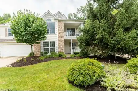 5616 S Greenway Court, Highland Heights, OH 44143