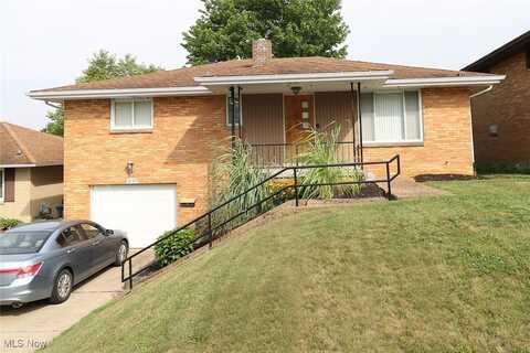 3137 Whitehaven Boulevard, Steubenville, OH 43952