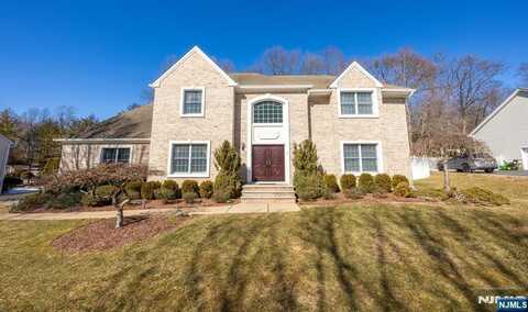 3 Woodcrest Lane, Old Tappan, NJ 07675