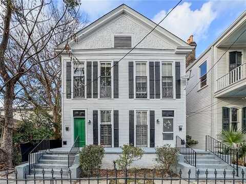 4425 LAUREL Street, New Orleans, LA 70115