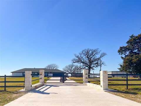 3914 Alamo Road, Bowie, TX 76230