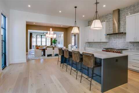 9721 Kerrisdale Lane, Dallas, TX 75230