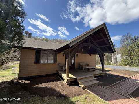 422 Big Plum Run Road, Lock Haven, PA 17745