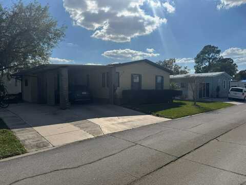 429 S Edgewater Drive, Plant City, FL 33565