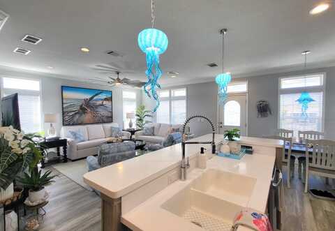 8401 Morgan Drive, Sarasota, FL 34238