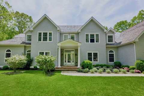 19 Old School House Lane, East Hampton, NY 11937