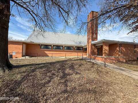 127 S 4th Street, Chetopa, KS 67336