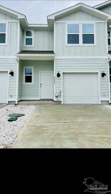 8634 Meadow Flower Ln, Pensacola, FL 32514