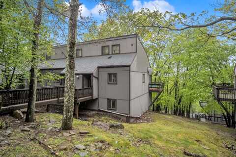 162 Upper Village Way, Tannersville, PA 18372
