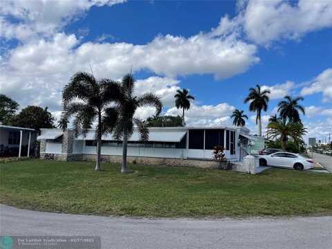 8501 SW 21st Ct, Davie, FL 33324