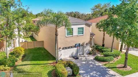 10615 NW 12th Ct, Plantation, FL 33322