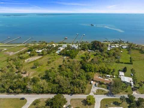 13095 N Indian River Drive, Sebastian, FL 32958