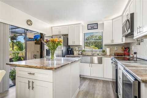 1458 N Lawnwood Circle, Fort Pierce, FL 34950