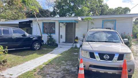 704 S 17th Street, Fort Pierce, FL 34950