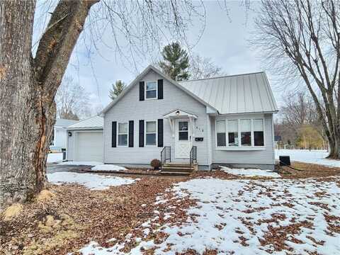 418 S 4th Avenue, Owen, WI 54460